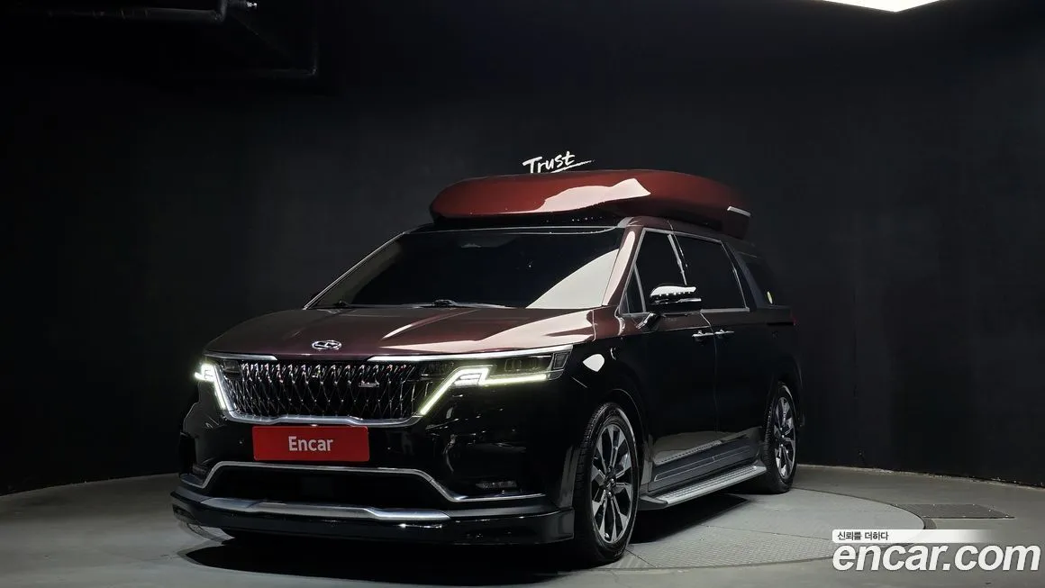 Kia Carnival — фото 1