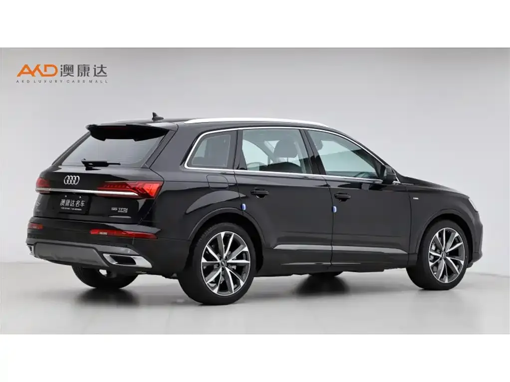 Audi Q7 2023 из CN, фото 3