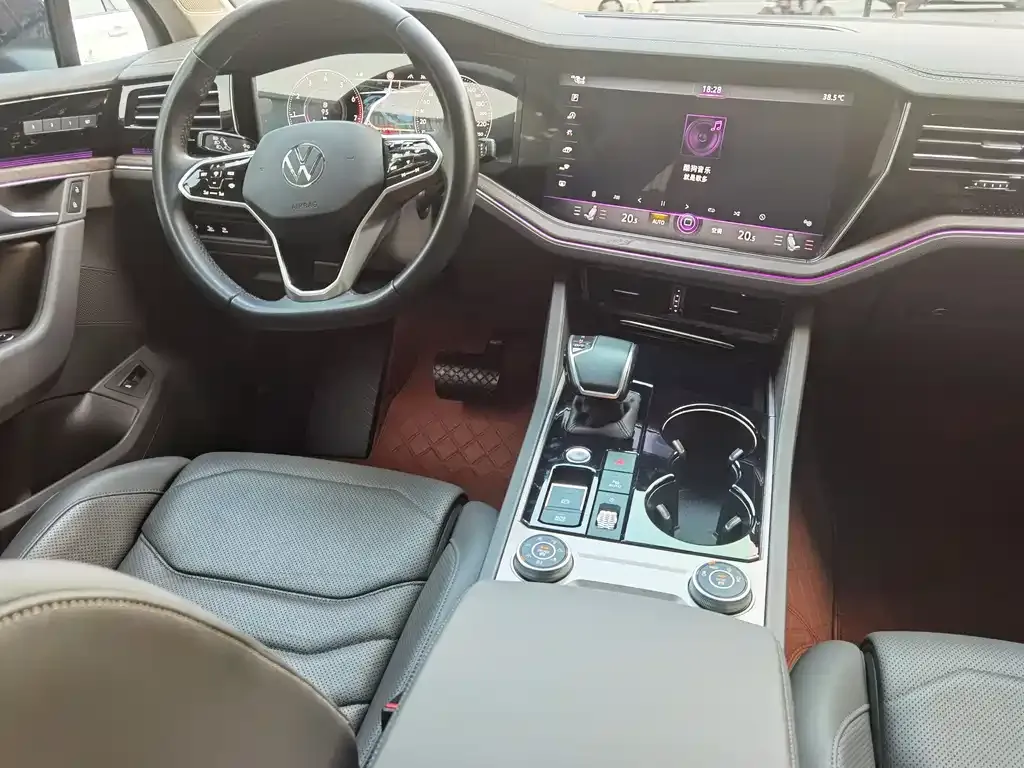Volkswagen Touareg 2021 из CN, фото 6