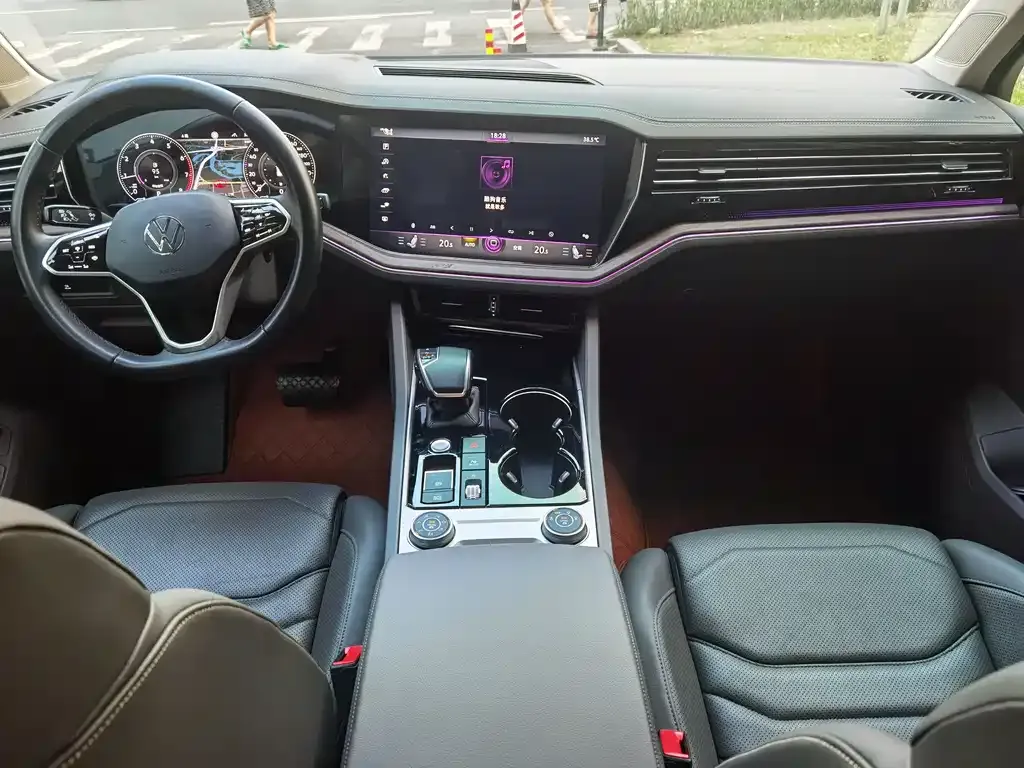 Volkswagen Touareg 2021 из CN, фото 7