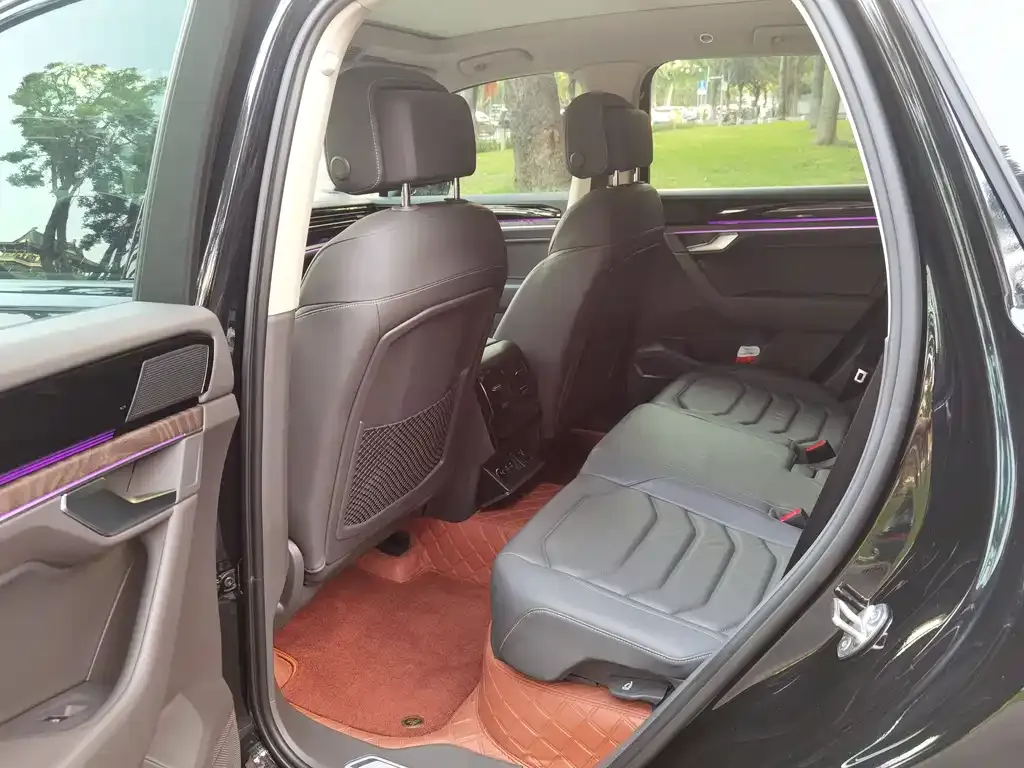 Volkswagen Touareg 2021 из CN, фото 9