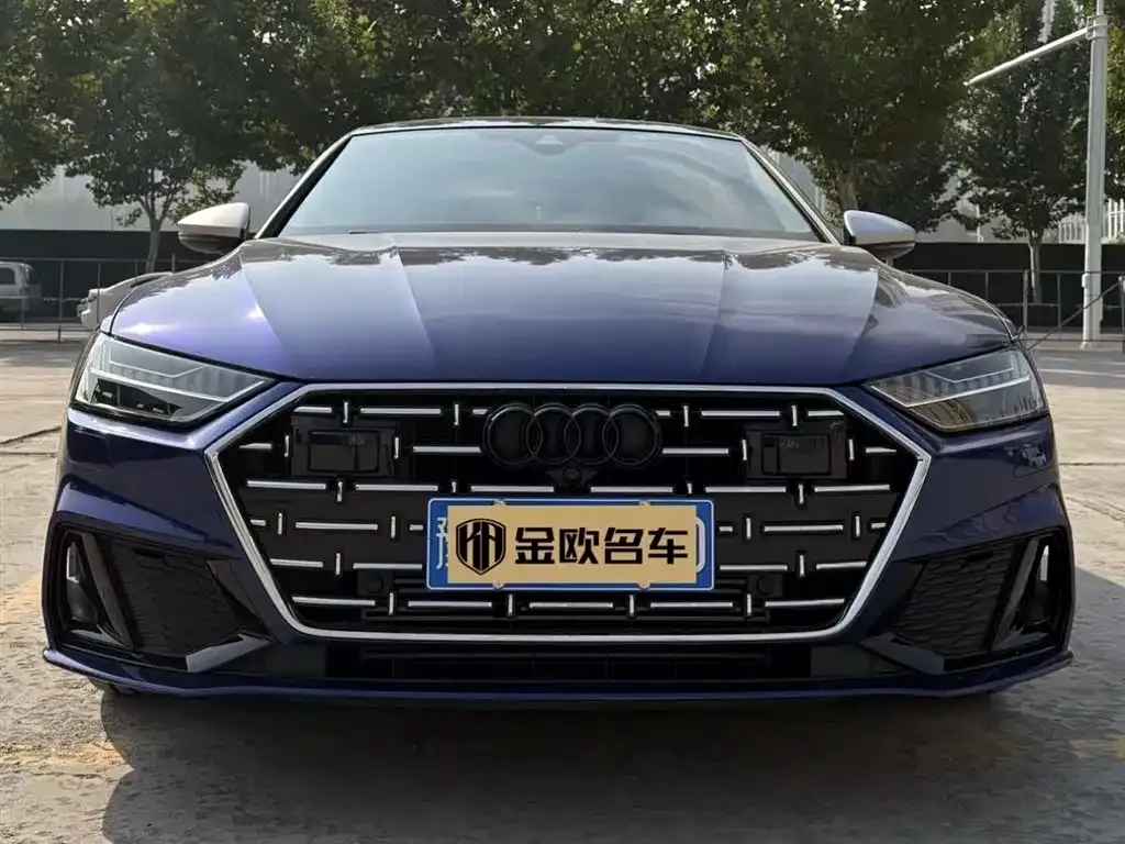 Audi A7L 2024 из CN, фото 2