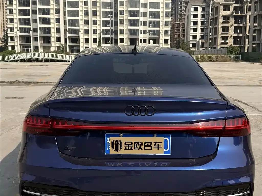 Audi A7L 2024 из CN, фото 4