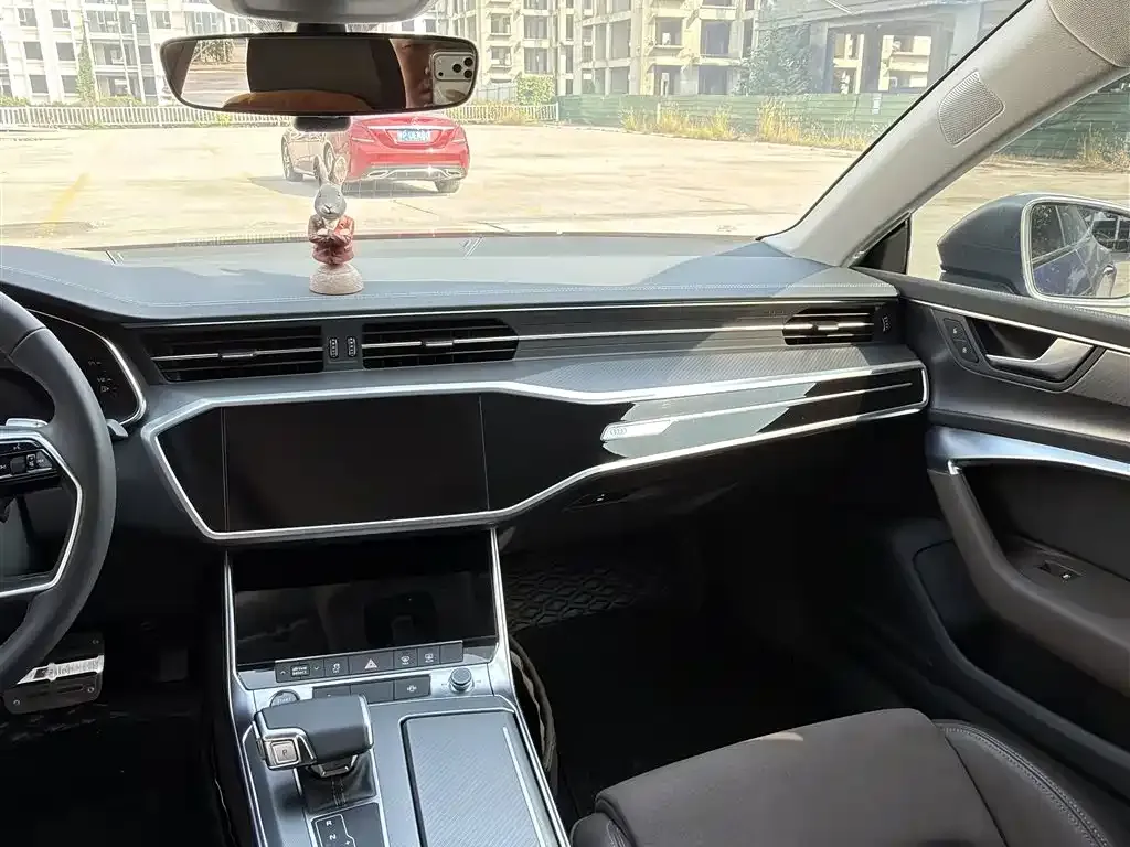 Audi A7L 2024 из CN, фото 6