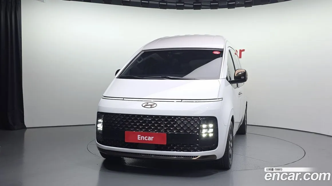 Hyundai Staria 2023 из KR, фото 3