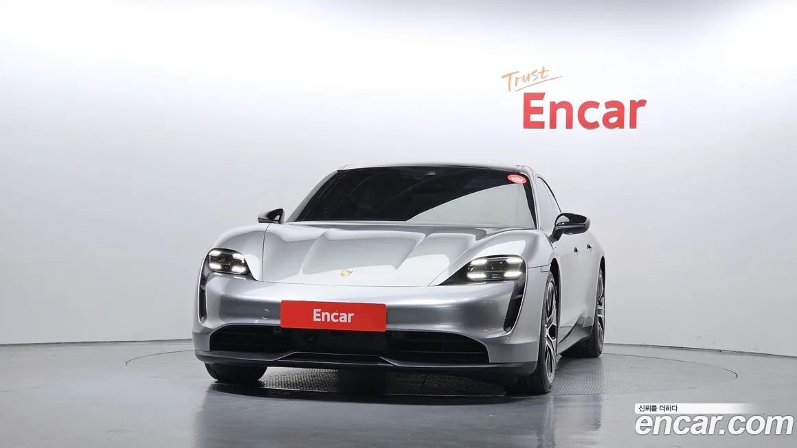 Porsche Taycan 2021 из KR, фото 3