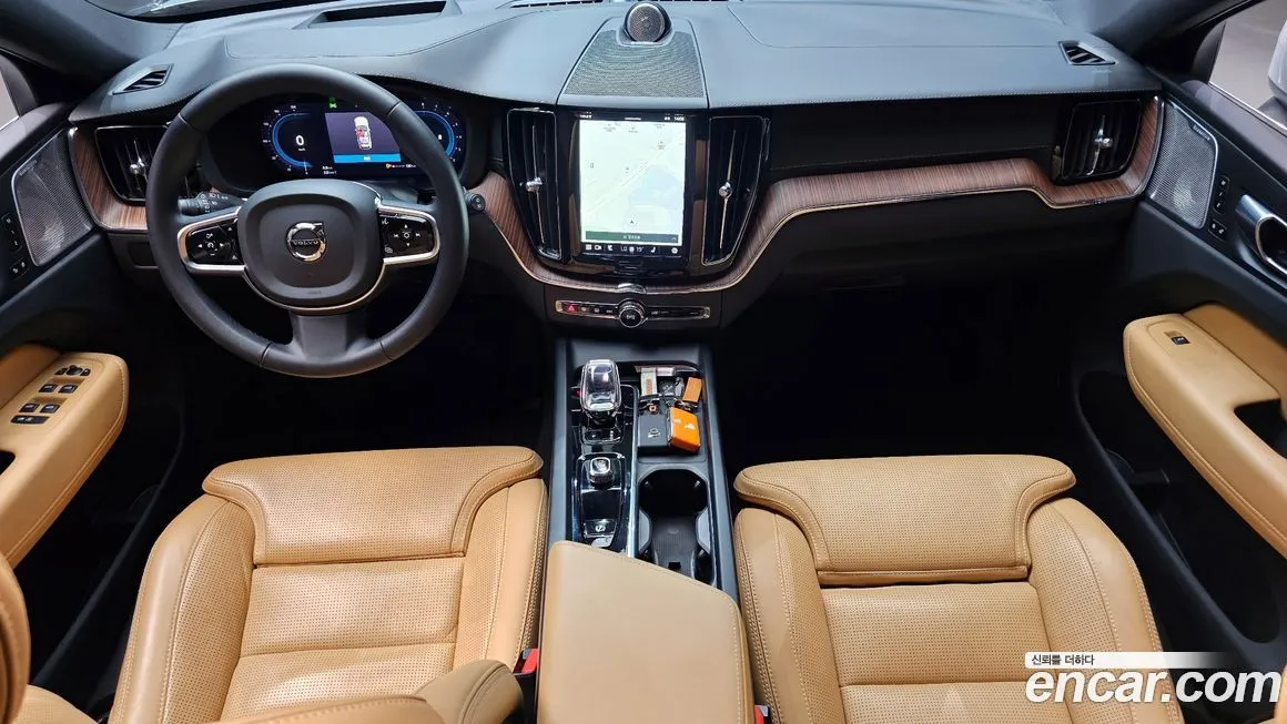Volvo XC60 2023 из KR, фото 7