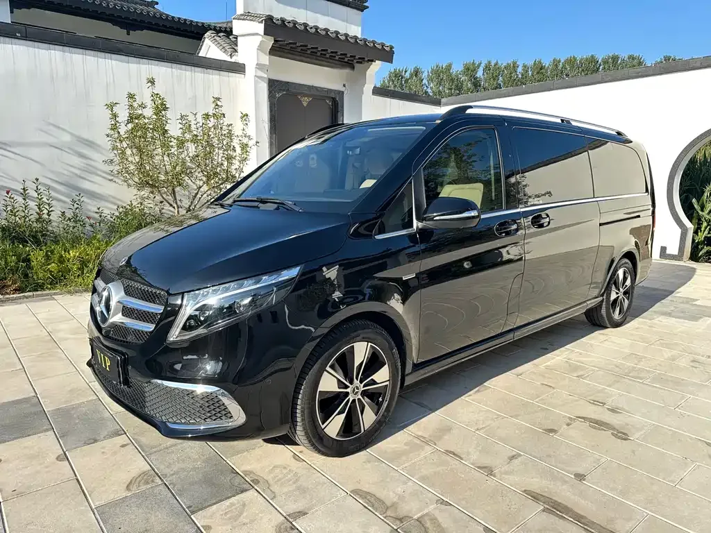 Mercedes-Benz V-Class 2024 из CN, фото 1