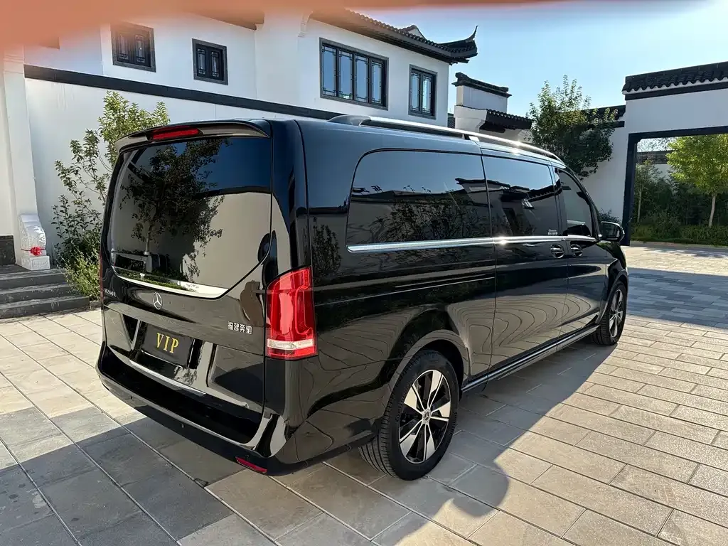 Mercedes-Benz V-Class 2024 из CN, фото 7