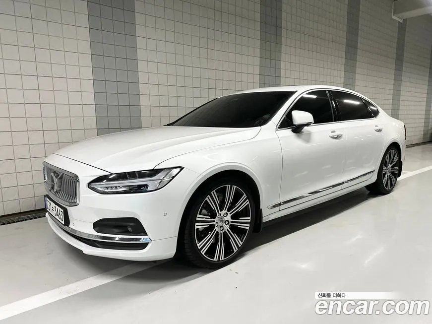 Volvo S90 2024 из KR, фото 1