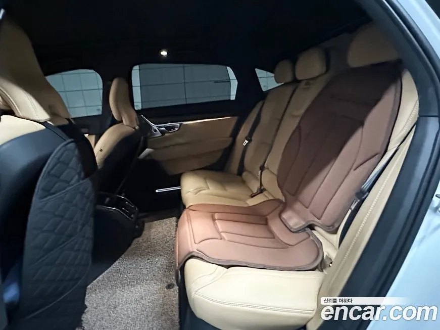 Volvo S90 2024 из KR, фото 10