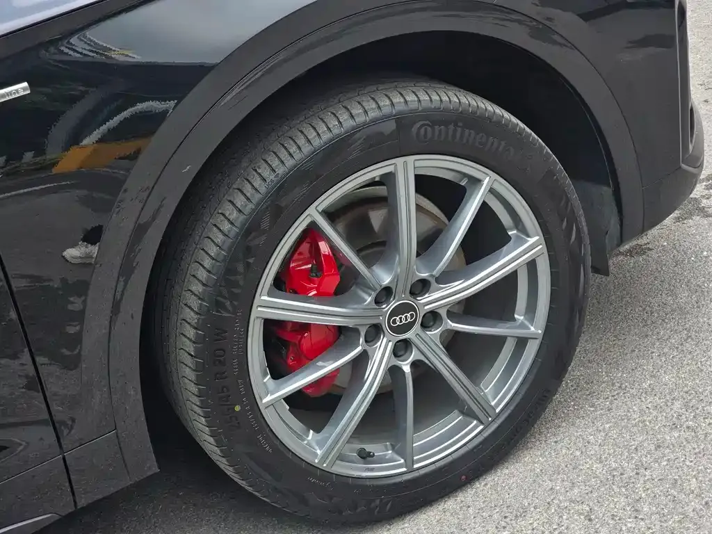 Audi Q5L 2023 из CN, фото 8