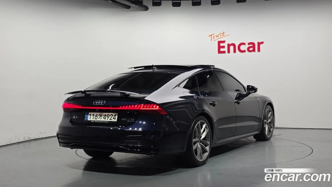 Audi A7 — фото 2