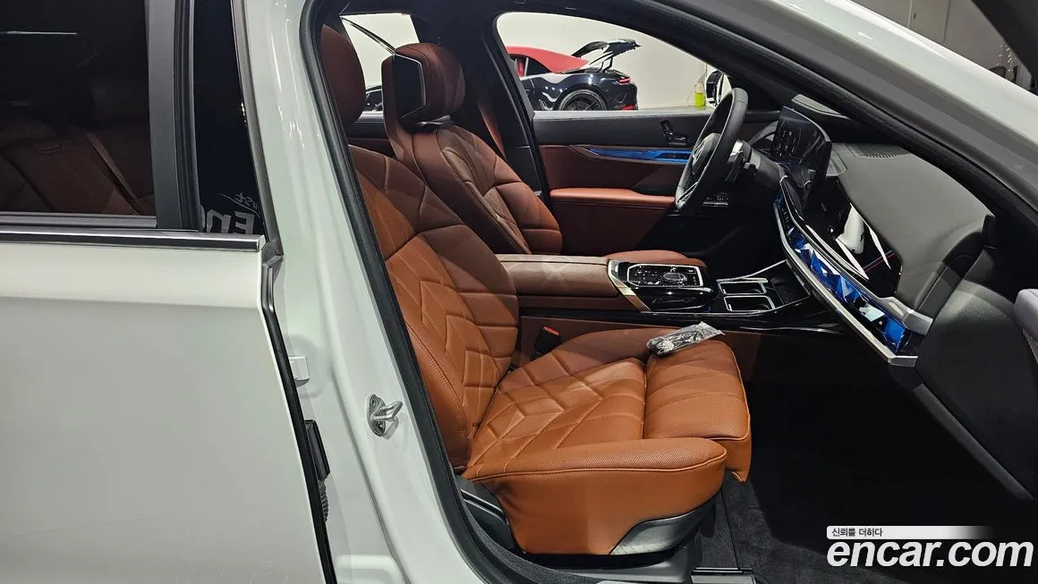 BMW 7-Series 2025 из KR, фото 10