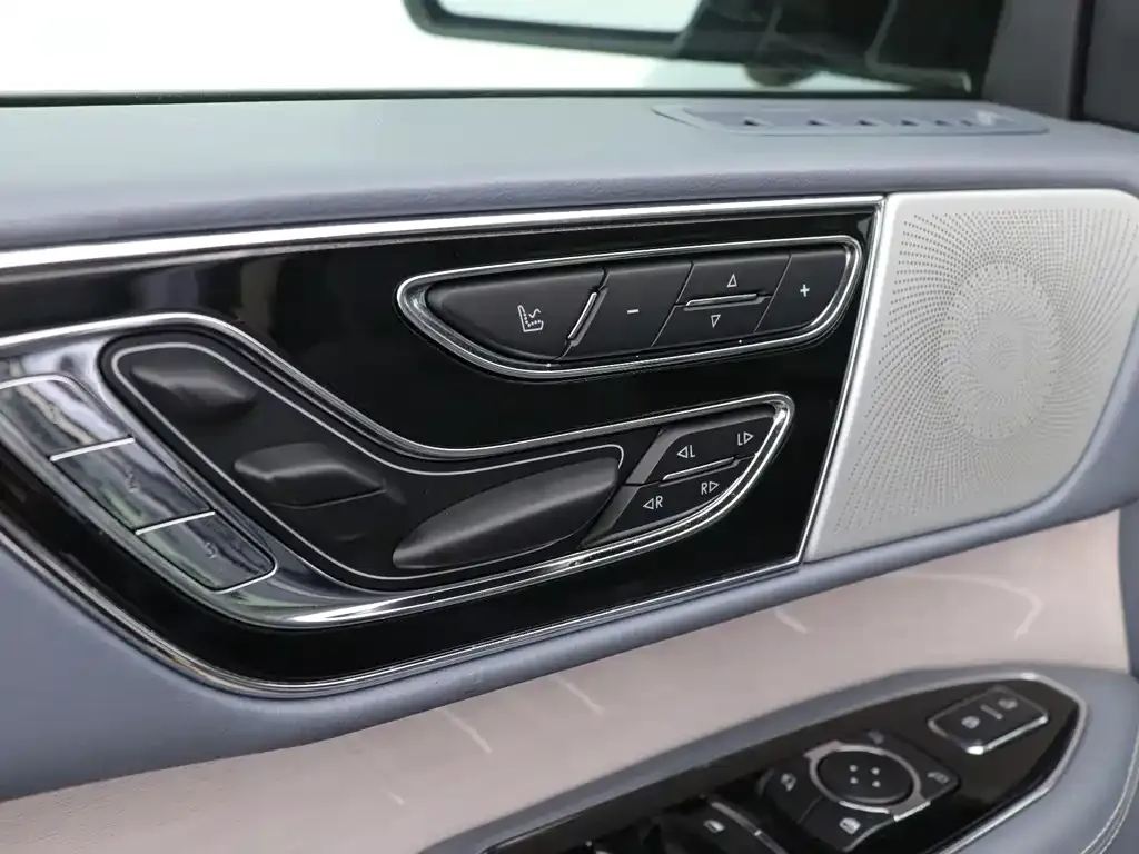 Lincoln Navigator 2022 из CN, фото 7