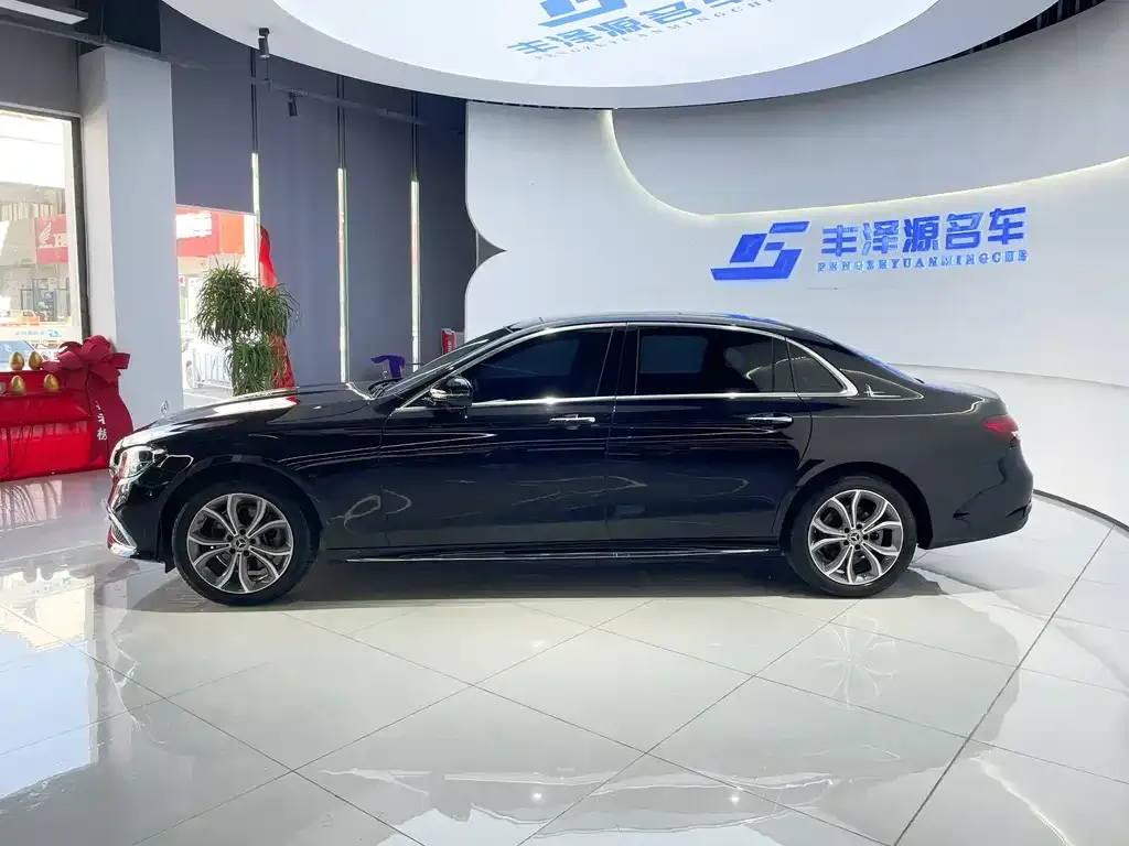 Mercedes-Benz E-Class 2022 из CN, фото 3