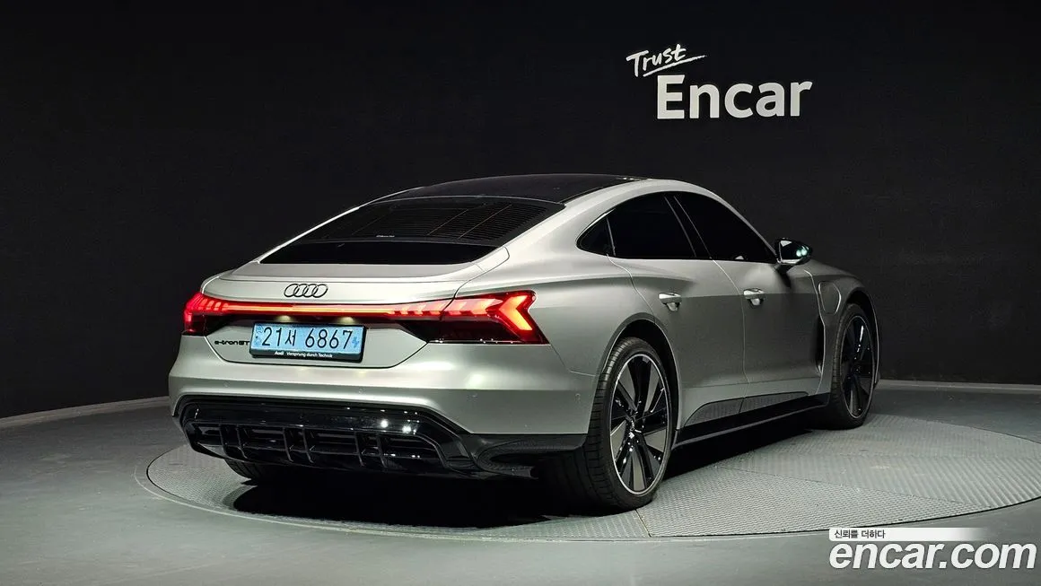 Audi e-tron GT 2022 из KR, фото 2