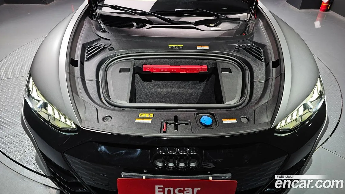 Audi e-tron GT 2022 из KR, фото 6