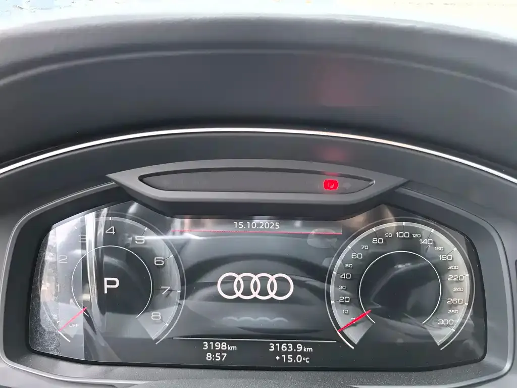 Audi A6L 2025 из CN, фото 9
