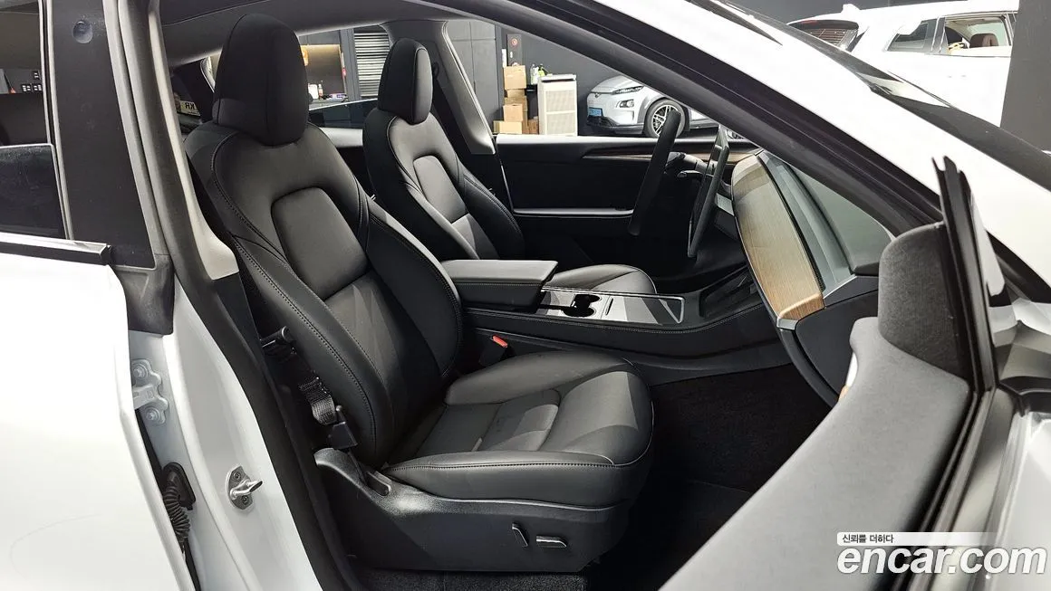 Tesla Model Y 2024 из KR, фото 10