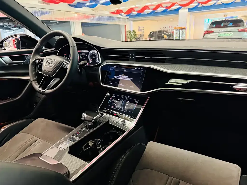 Audi A6L 2023 из CN, фото 9