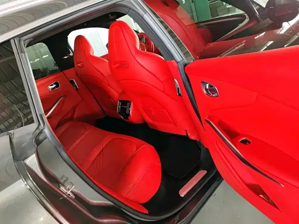 Aston Martin DBX 2021 из CN, фото 10