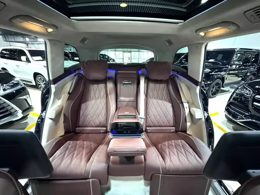 Mercedes-Benz GLS 2024 из CN, фото 6