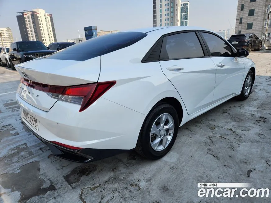 Hyundai AVANTE — фото 2