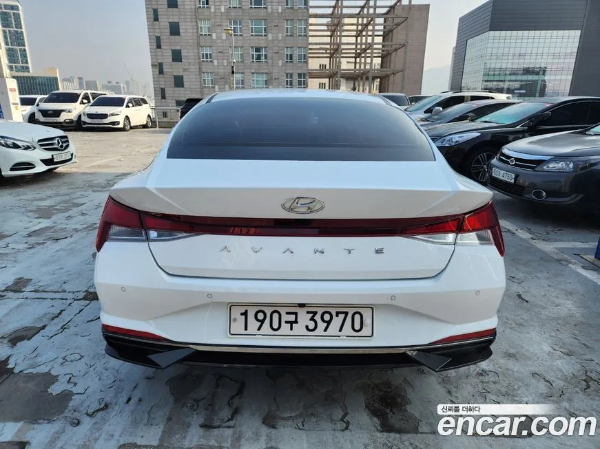 Hyundai AVANTE — фото 4