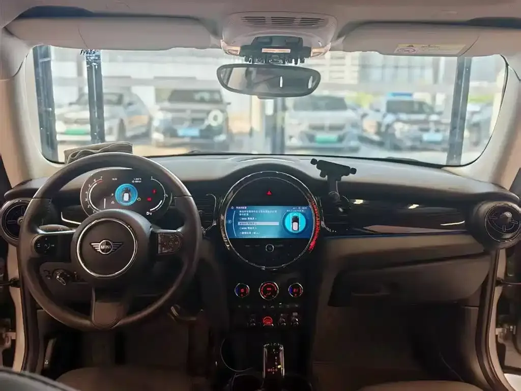 MINI Cooper (3-door) 2023 из CN, фото 4