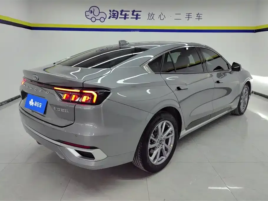 Ford Mondeo 2023 из CN, фото 3