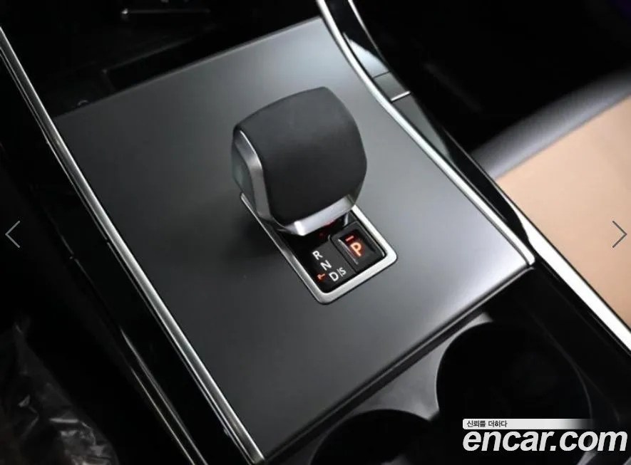Land Rover Range Rover Velar 2025 из KR, фото 9
