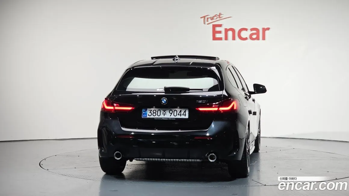 BMW 1-Series 2024 из KR, фото 4