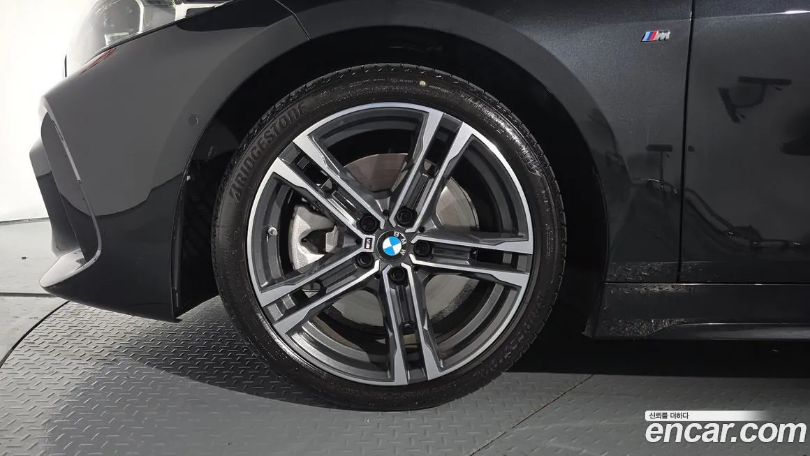 BMW 1-Series 2024 из KR, фото 5