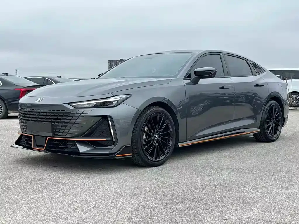 Changan UNI-V 2023 из CN, фото 1