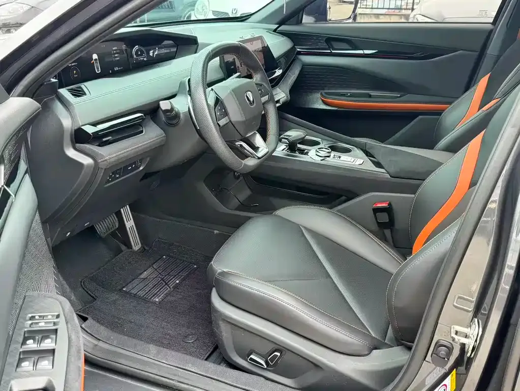 Changan UNI-V 2023 из CN, фото 9