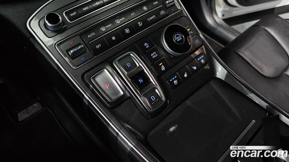 Hyundai Santafe — фото 9