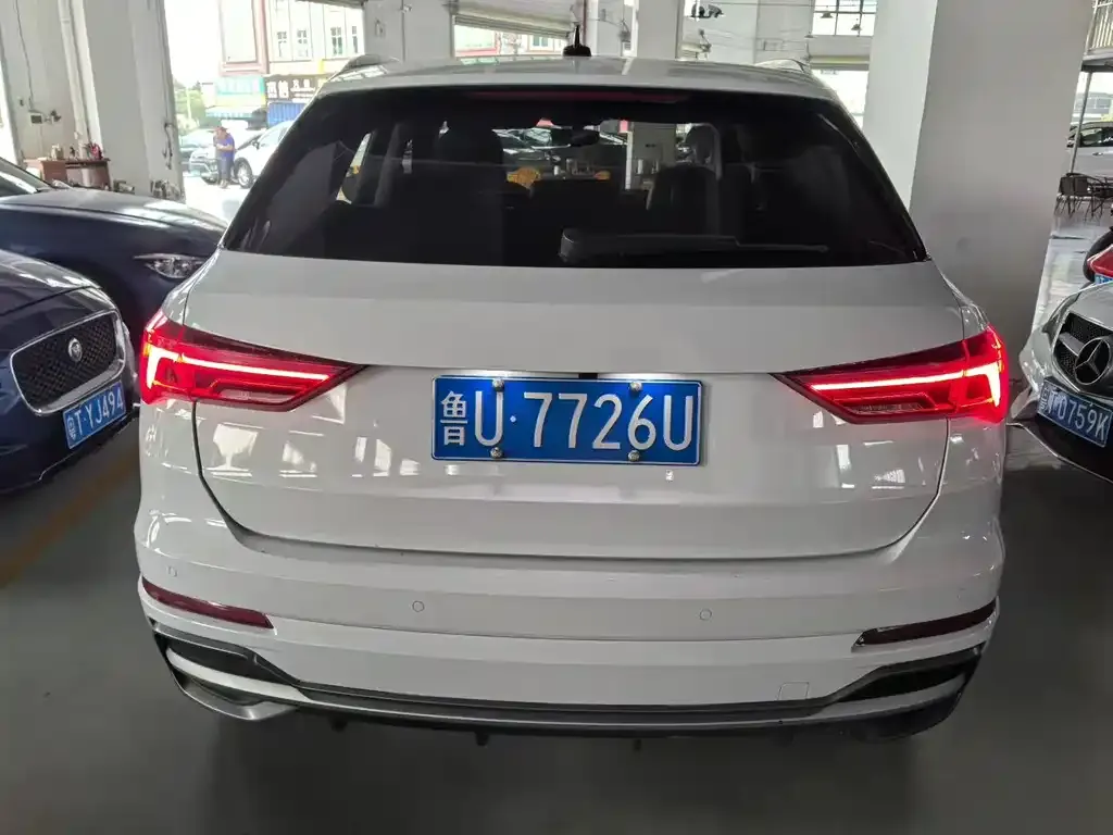 Audi Q3 2021 из CN, фото 4
