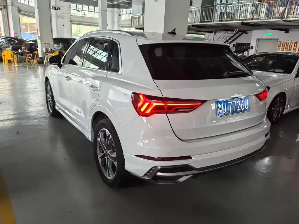 Audi Q3 2021 из CN, фото 6