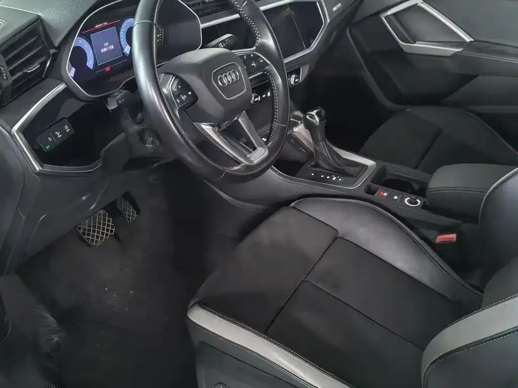 Audi Q3 2021 из CN, фото 8