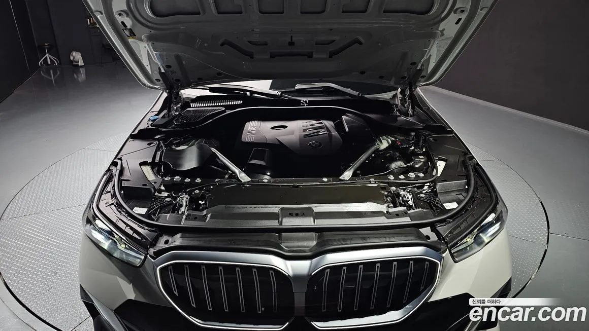 BMW 5-Series 2024 из KR, фото 6