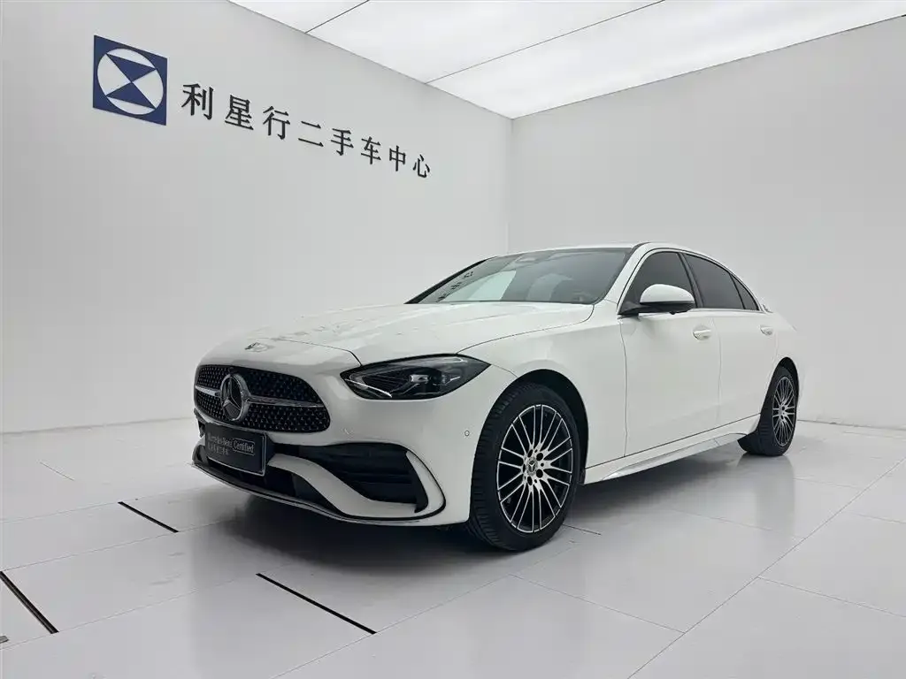 Mercedes-Benz C-Class — фото 1