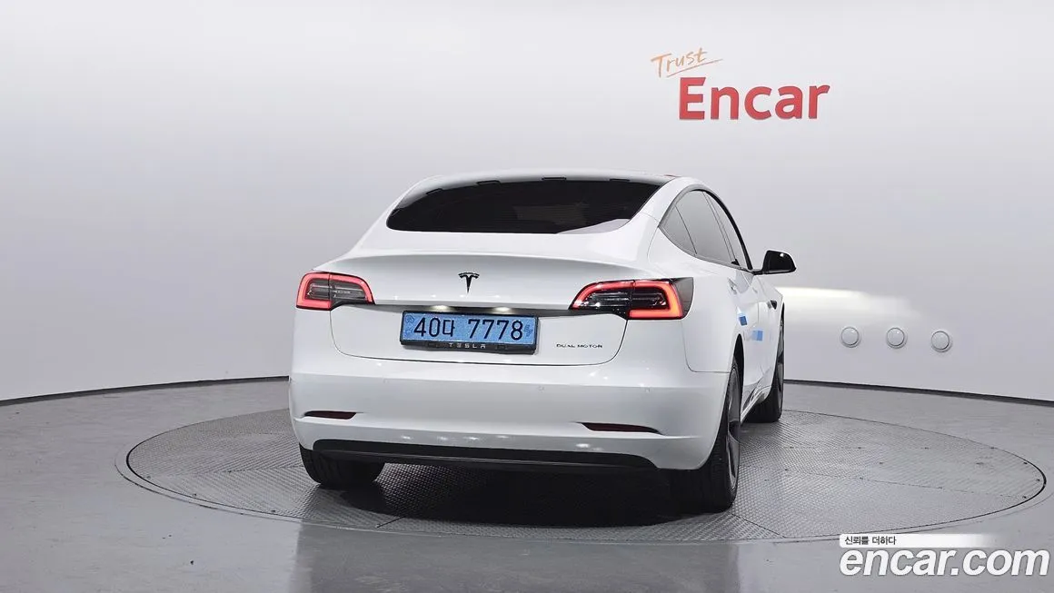 Tesla Model 3 2022 из KR, фото 4