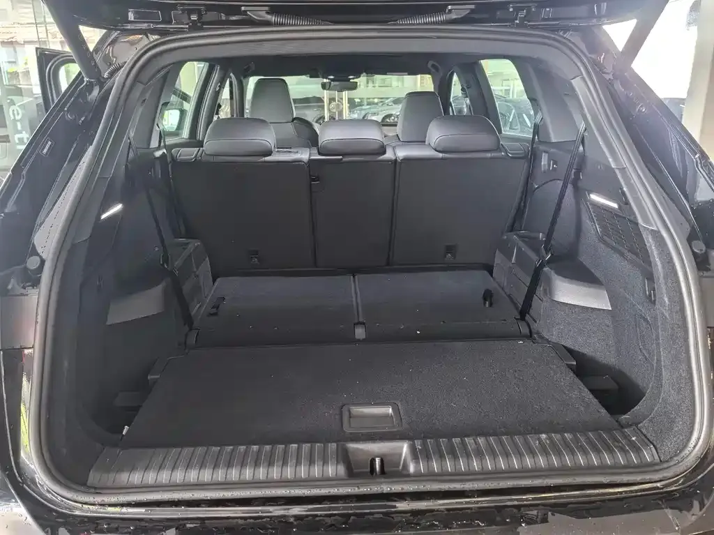 Audi Q5 e-tron 2024 из CN, фото 10