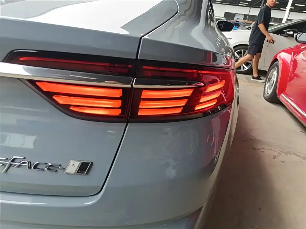 Geely Xingrui 2023 из CN, фото 8