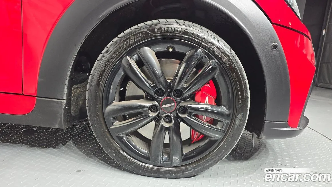 [object Object] Cooper Convertible 2023 из KR, фото 5