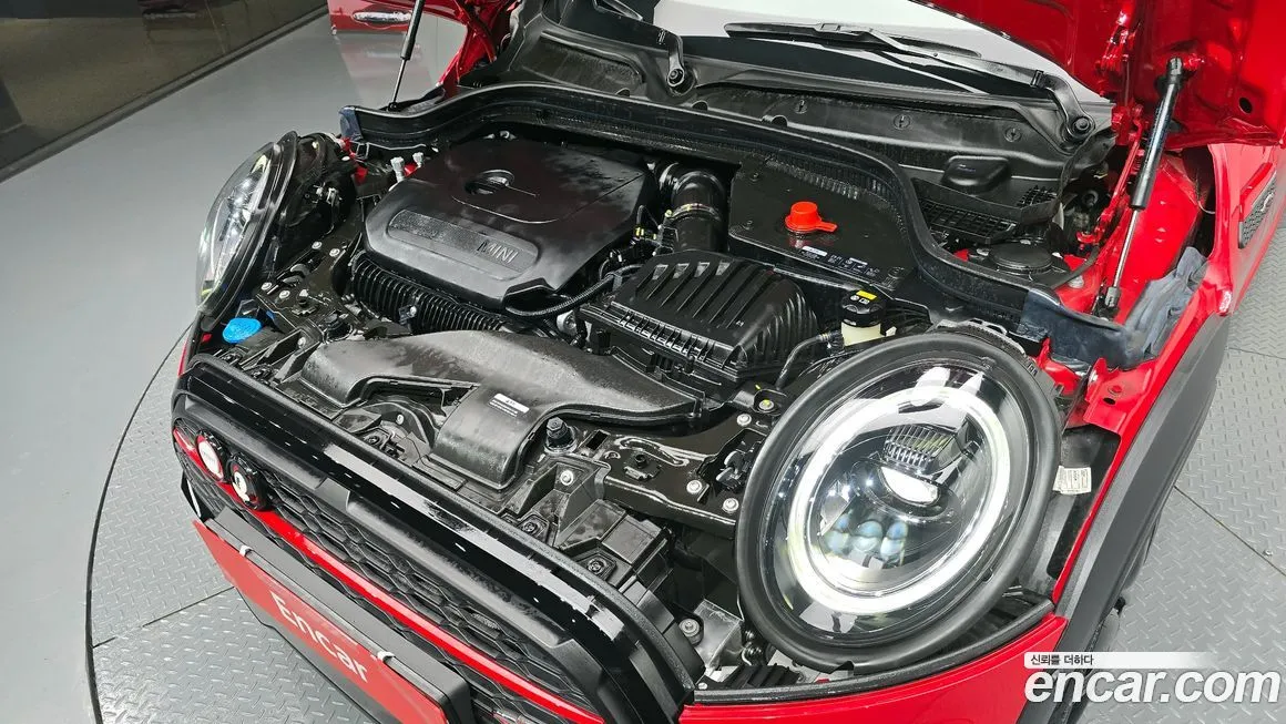 [object Object] Cooper Convertible 2023 из KR, фото 6