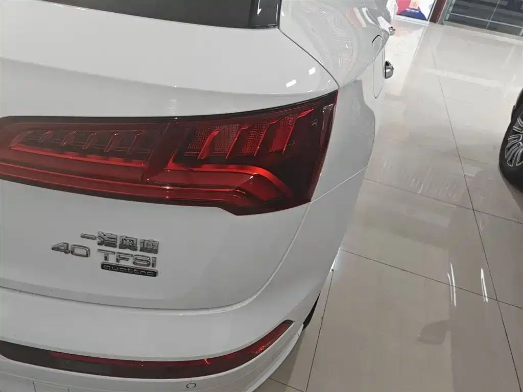 Audi Q5L 2021 из CN, фото 8