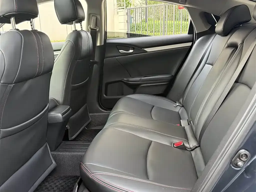 Honda Civic 2021 из CN, фото 5