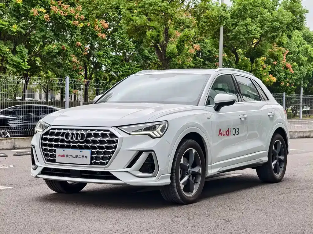 Audi Q3 2024 из CN, фото 1